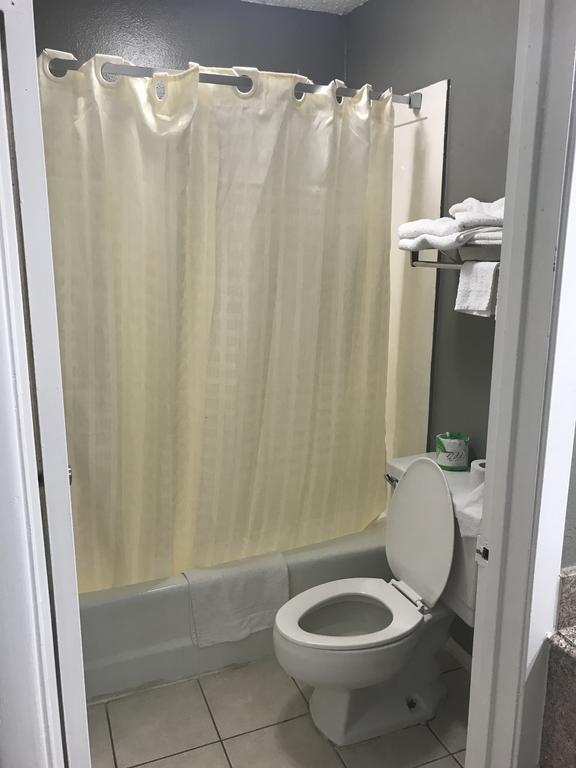 Express Inn Bay City Kültér fotó